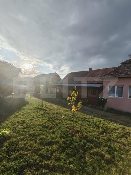 Casă individuală cu 3 camere cu Canalizare în Bădeni