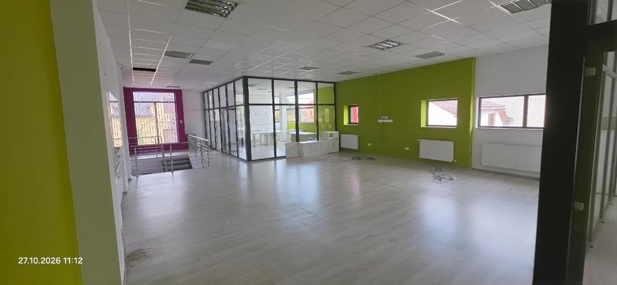 Birou, de 140 mp, în Pârneava