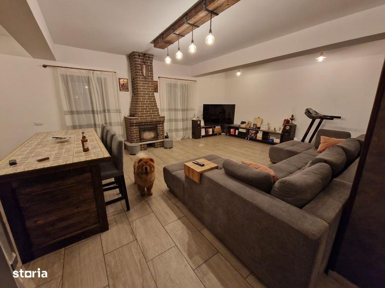 Casă cu 4 camere cu Teren 450 Mp în Tunari
