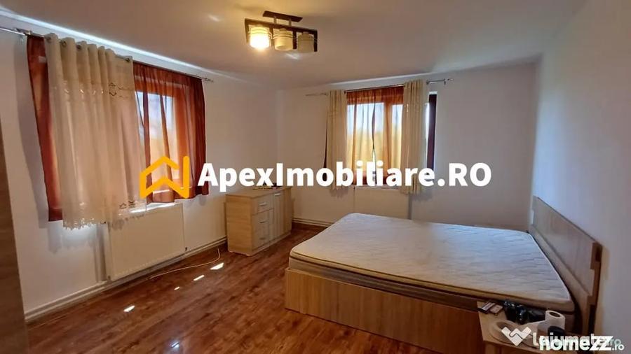Casă cu 4 camere cu Teren 883 Mp în Varlaam