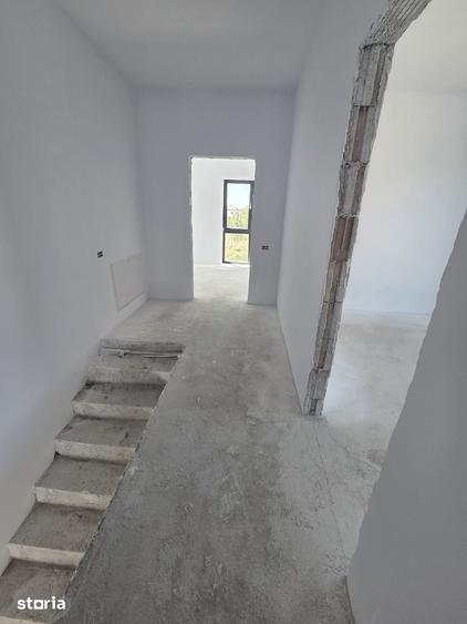 Casă cu 4 camere cu Teren 270 Mp în Central
