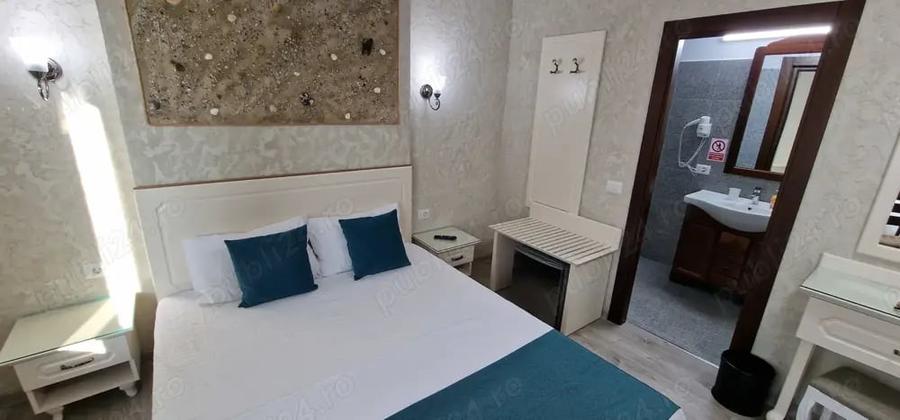 Casă cu 6 camere cu Teren 200 Mp în Eforie