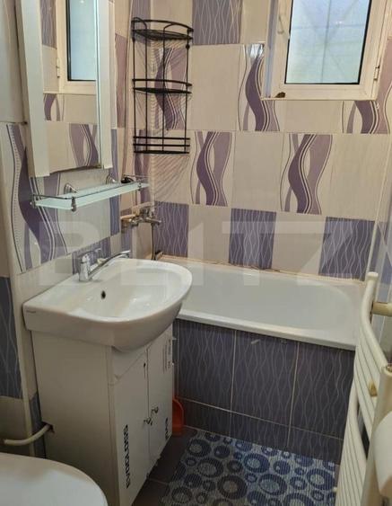 Apartament cu 3 camere semidecomandat, mobilat în Mănăștur