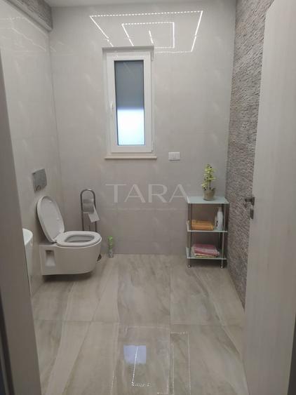 Duplex cu 5 camere cu Canalizare în Europa