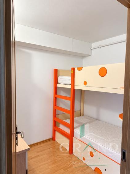 Apartament cu 2 camere semidecomandat, mobilat în Iris