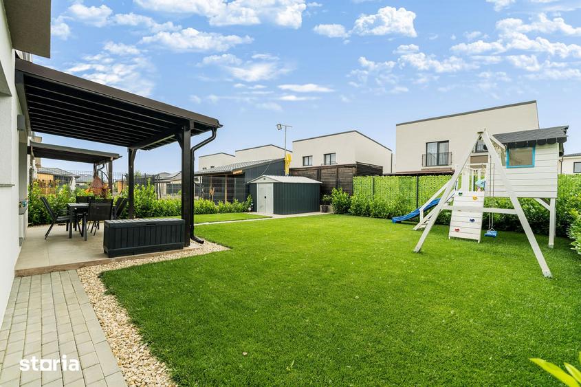 Casă cu 4 camere cu Teren 345 Mp în Tunari