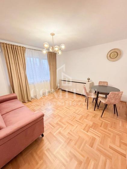 Apartament cu 4 camere semidecomandat, mobilat în Mănăștur