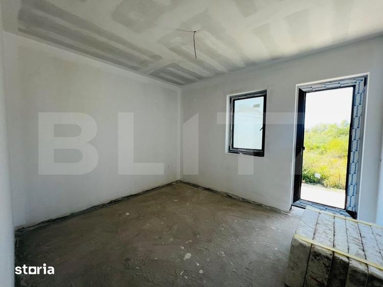 Casă cu 4 camere cu Teren 485 Mp în Livezeni
