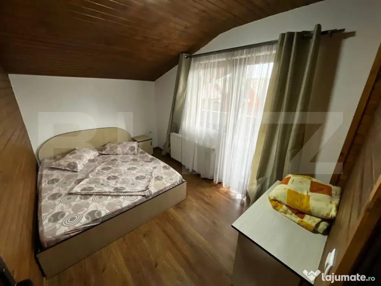 Casă cu 7 camere cu Teren 182 Mp în Beclean