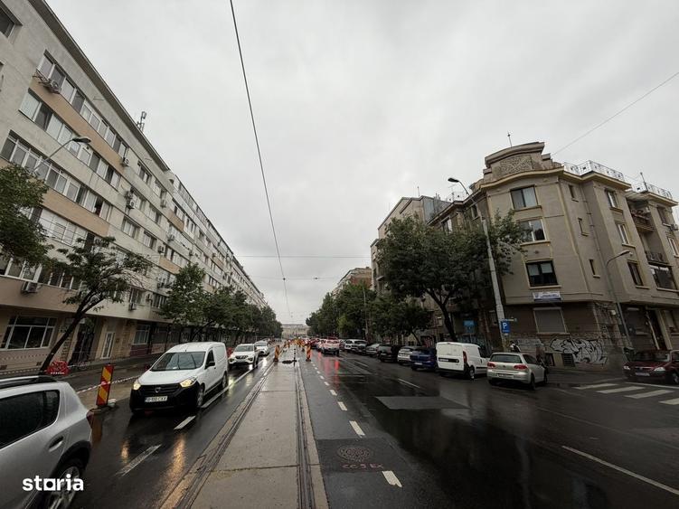 Apartament cu 3 camere semidecomandat în Gara de Nord