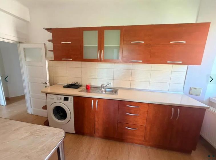 Apartament cu 2 camere decomandat în Centrul Civic