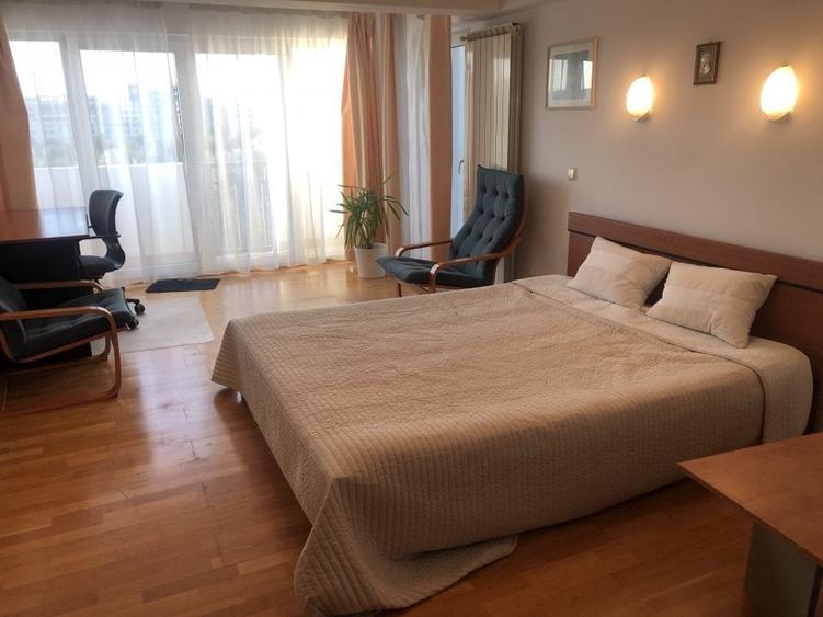 Apartament cu 3 camere decomandat, mobilat în Unirii