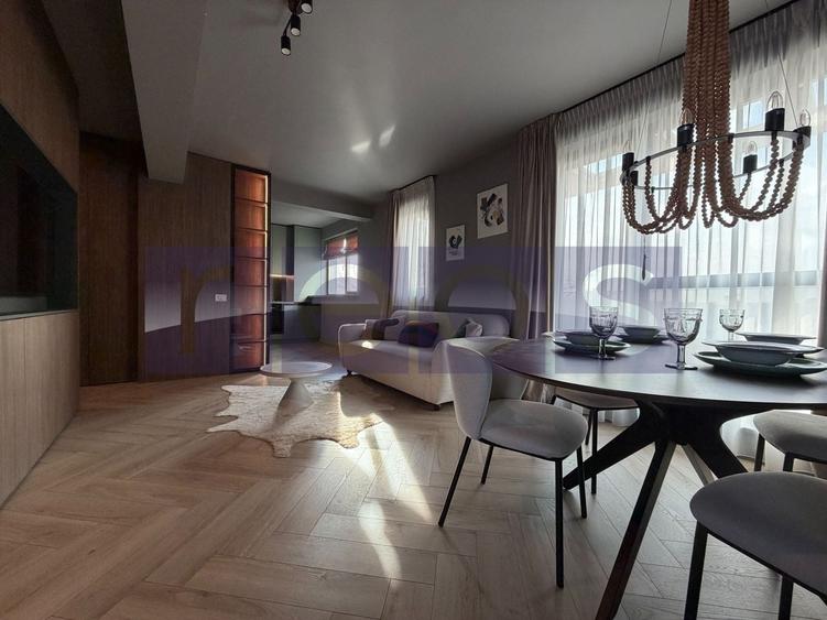Apartament cu 3 camere decomandat în Străulești