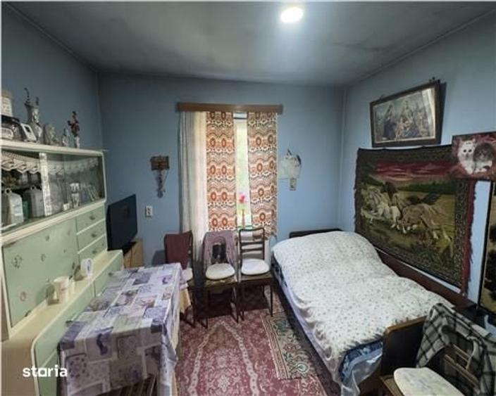 Casă cu 3 camere în Central