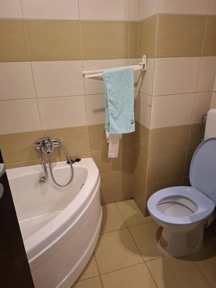 Garsonieră decomandată în Central