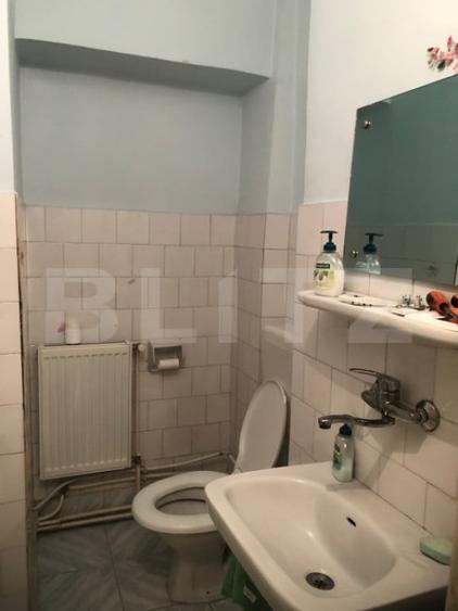 Apartament cu 3 camere decomandat în Carpați 2