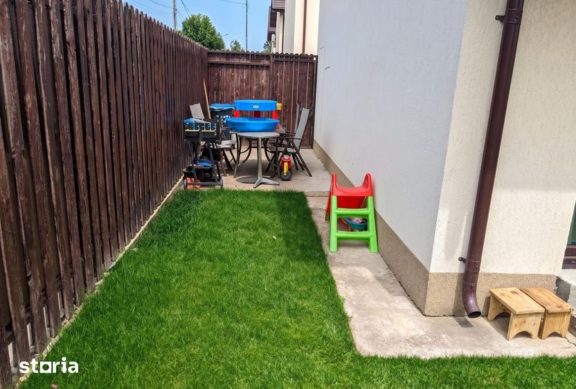 Casă cu 4 camere cu Teren 100 Mp în Central
