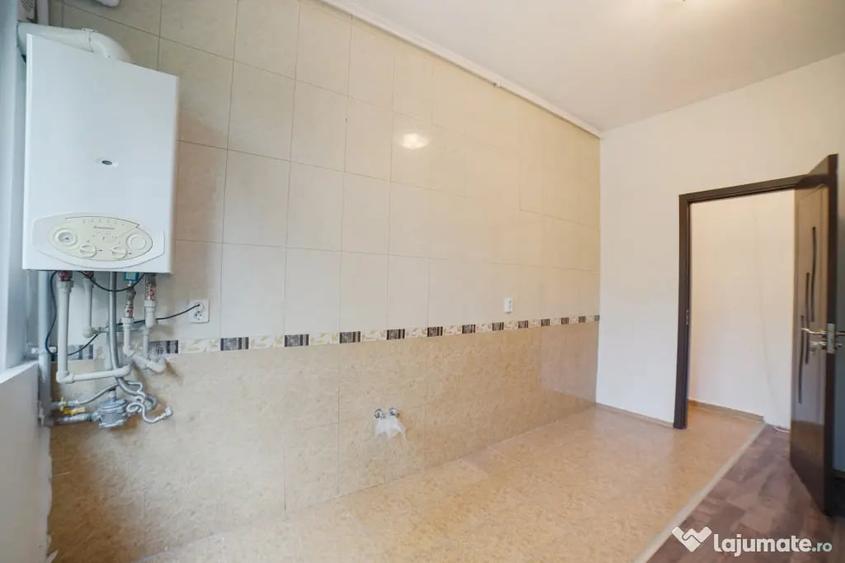Apartament cu 2 camere semidecomandat în Ferentari