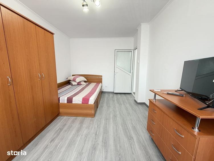 Garsonieră decomandată în Central
