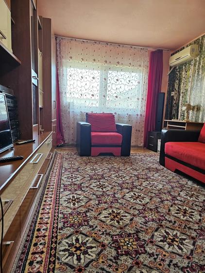 Apartament cu 3 camere decomandat în Ultracentral