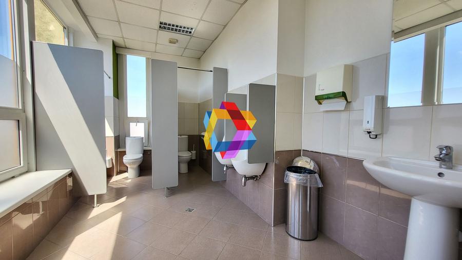 Birou, de 495.79998779297 mp, în Centrul Civic