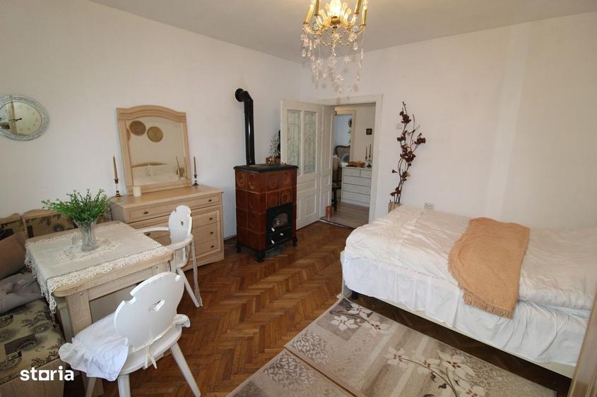 Casă cu 4 camere în Teliucu Inferior