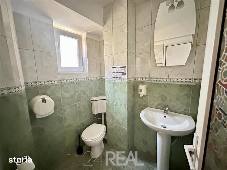Spațiu comercial, de 88 mp, în Tei