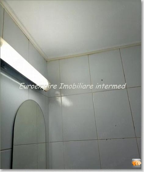 Garsoniera de vanzare zona Far - 4