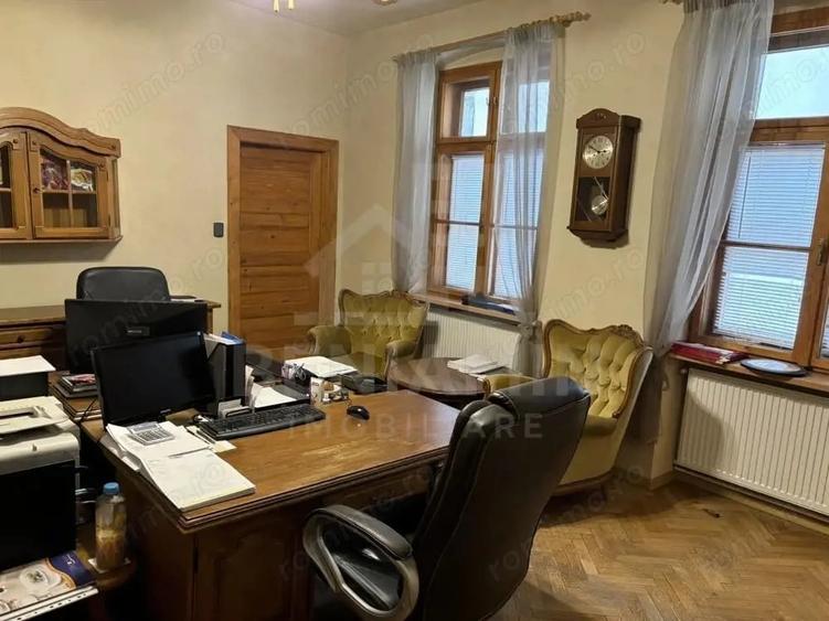 Apartament-2-camere-Central-Piata-Sfatului-Diferite-Compartimentari - 1