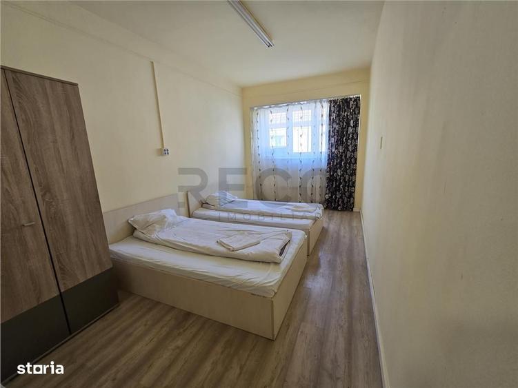 Apartament cu 4 camere în Central
