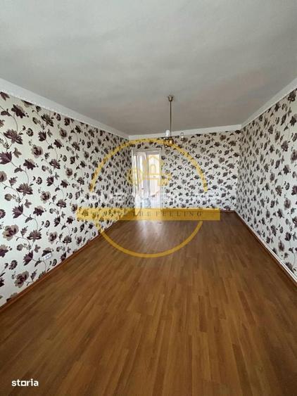 Apartament cu 3 camere decomandat în Alexandru cel Bun