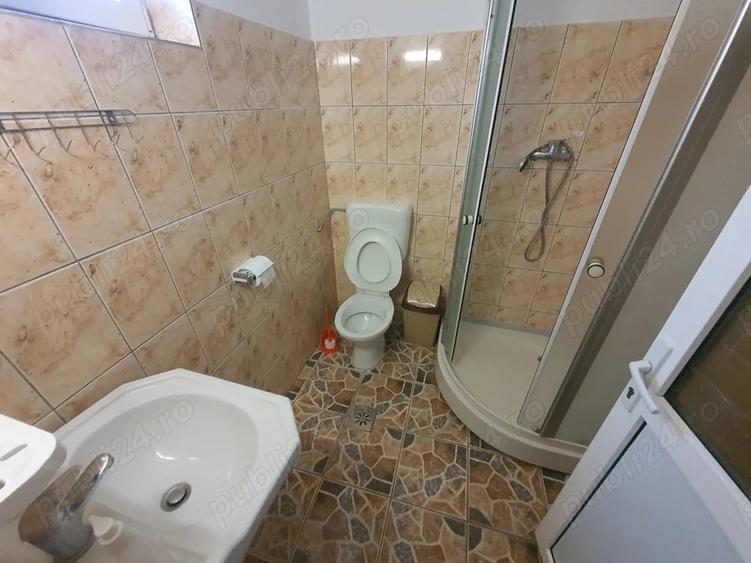 Spațiu comercial, de 270 mp, în Central