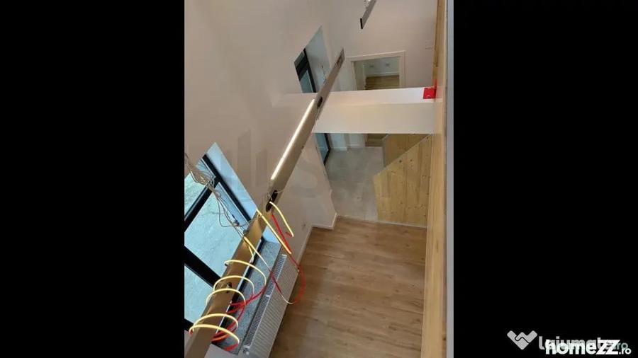 Casă cu 4 camere cu Teren 64 Mp în Moșilor