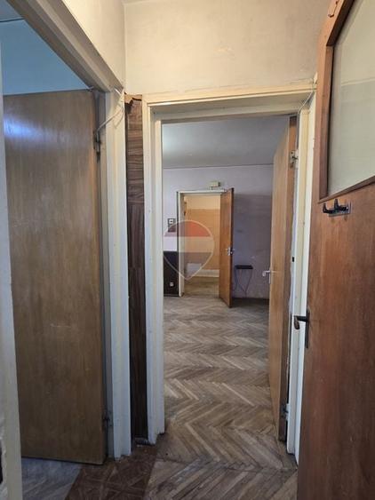 Apartament cu 2 camere semidecomandat în Titan