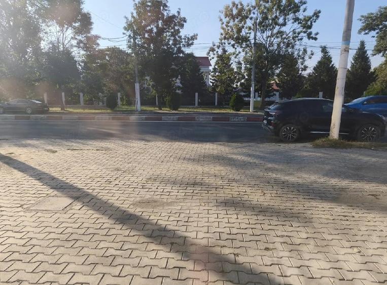 Spațiu comercial, de 26 mp, în Central