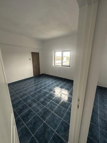 Spațiu comercial, de 10,000 mp, în Schela Cladovei