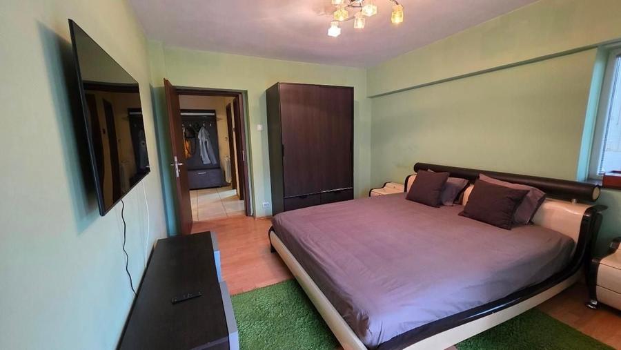 Apartament cu 2 camere decomandat, mobilat în P-ța Alba Iulia