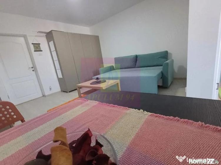 Garsonieră semidecomandată în Apărătorii Patriei