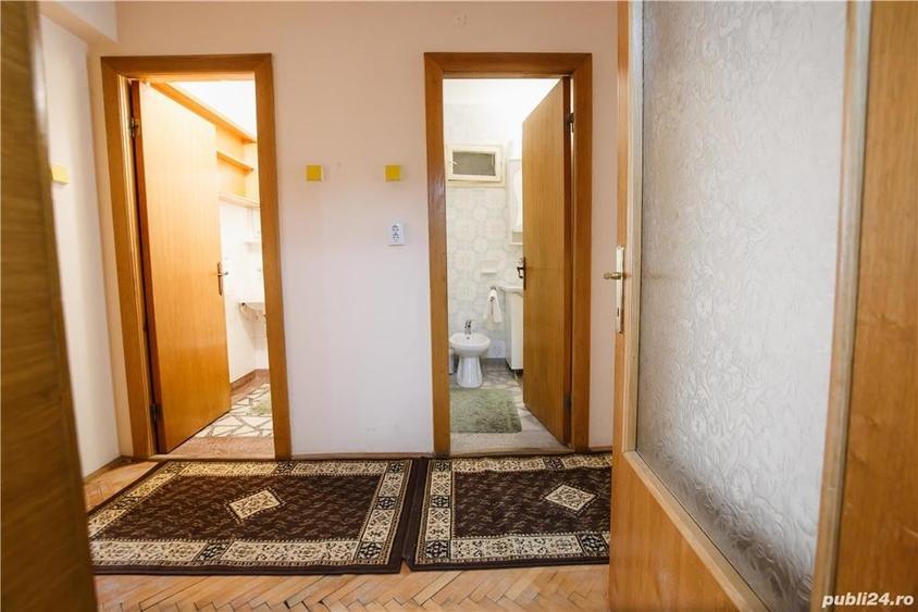 Apartament cu 4 camere decomandat în Ultracentral