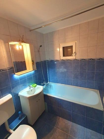 Apartament cu 2 camere decomandat, mobilat în Apărătorii Patriei