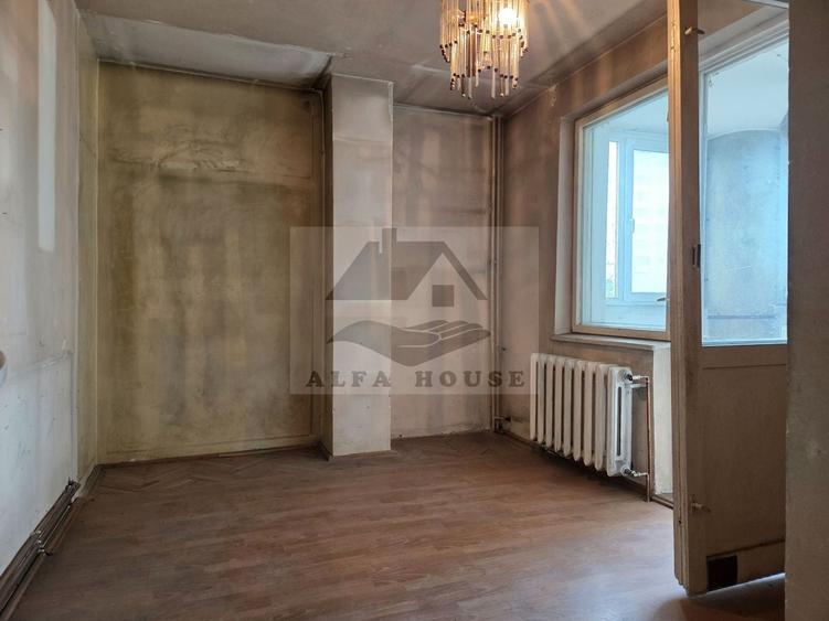 Apartament cu 3 camere decomandat în Centrul Civic