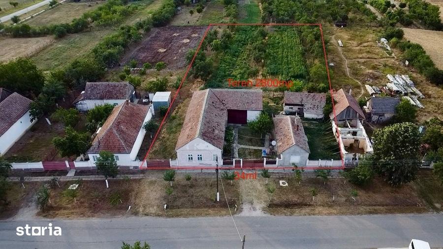 Casa de vanzare Firiteaz Teren 2800mp pe principala - 1