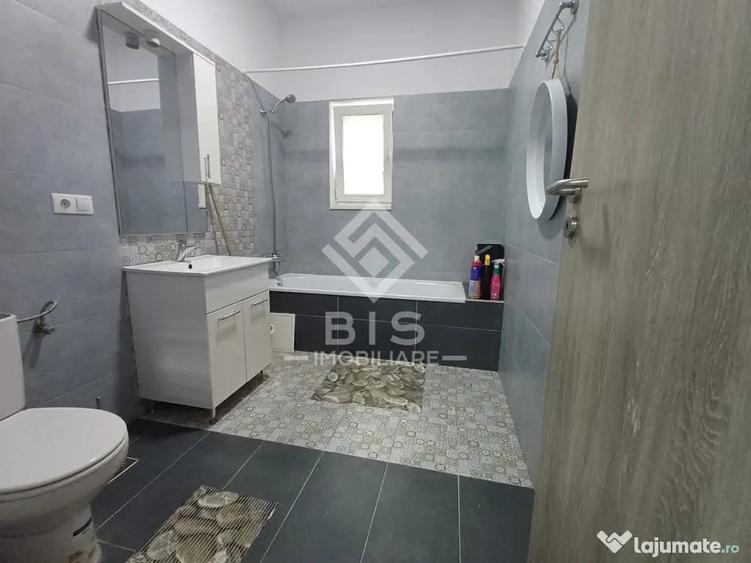 Apartament cu 3 camere semidecomandat în Nord