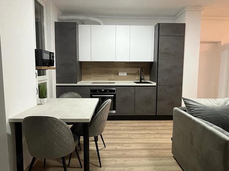 Apartament cu 2 camere semidecomandat în Take Ionescu