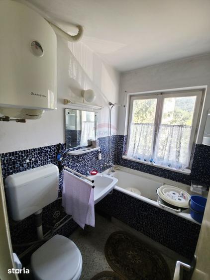 Apartament cu 2 camere decomandat în Precista