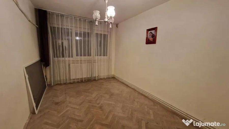 Apartament cu 2 camere semidecomandat în Viziru 1