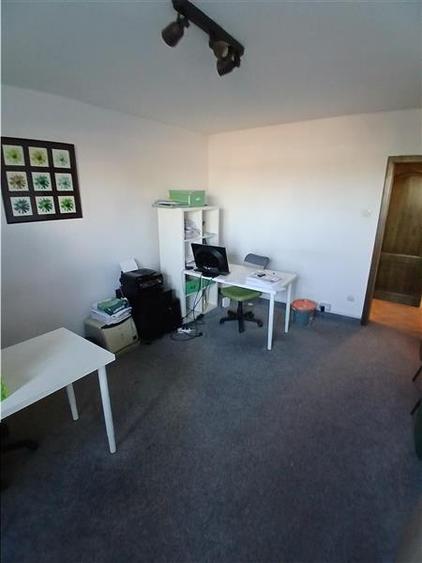 Apartament cu 2 camere decomandat în Circumvalațiunii