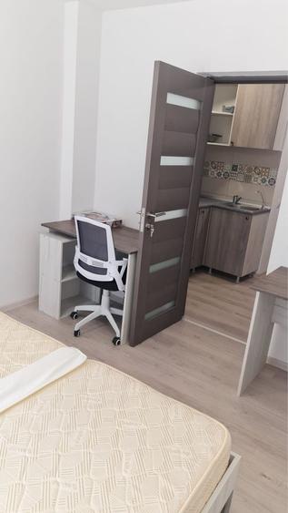 Închiriere 🏡 Studio renovat, curte + terasă, lângă metrou Ștefan cel Mare - 3