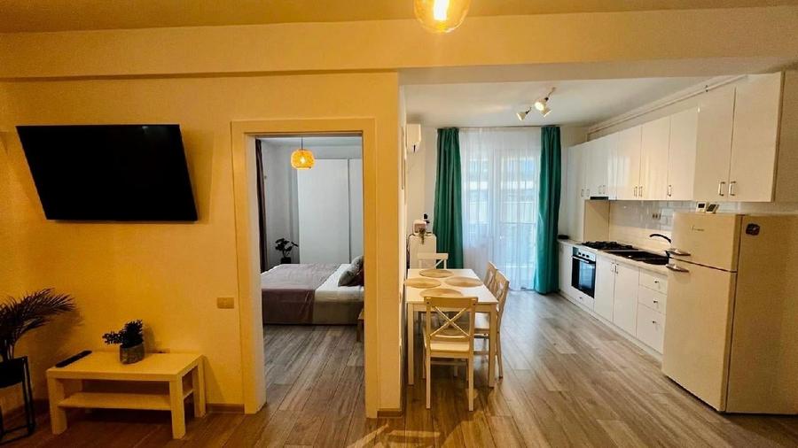 Apartament cu 2 camere decomandat în Central