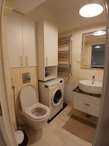 Apartament cu 2 camere semidecomandat, mobilat în Copou